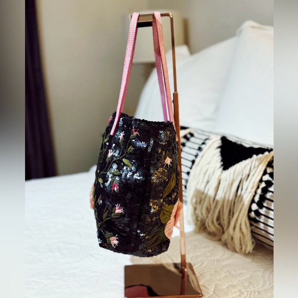 VALENTINO GARAVANI handbag - Picture 3 of 8